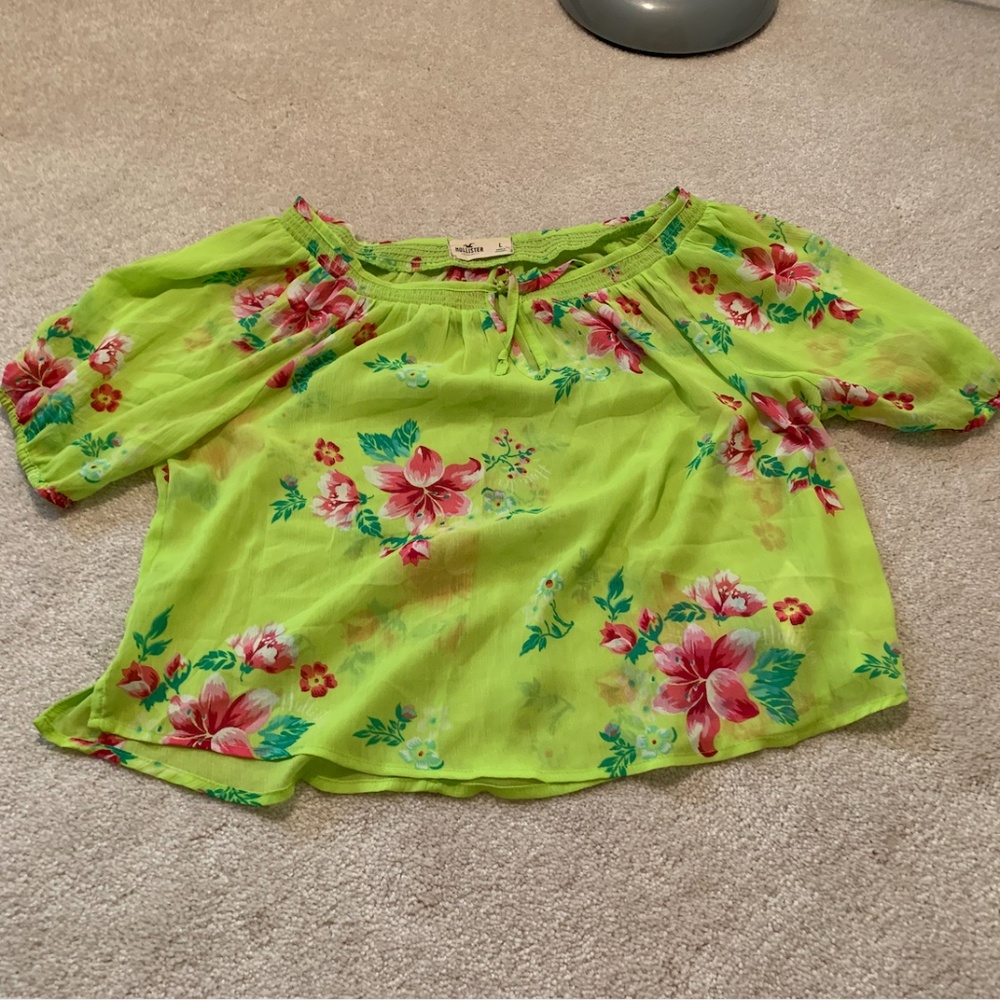 SUMMER FLOWY TOP